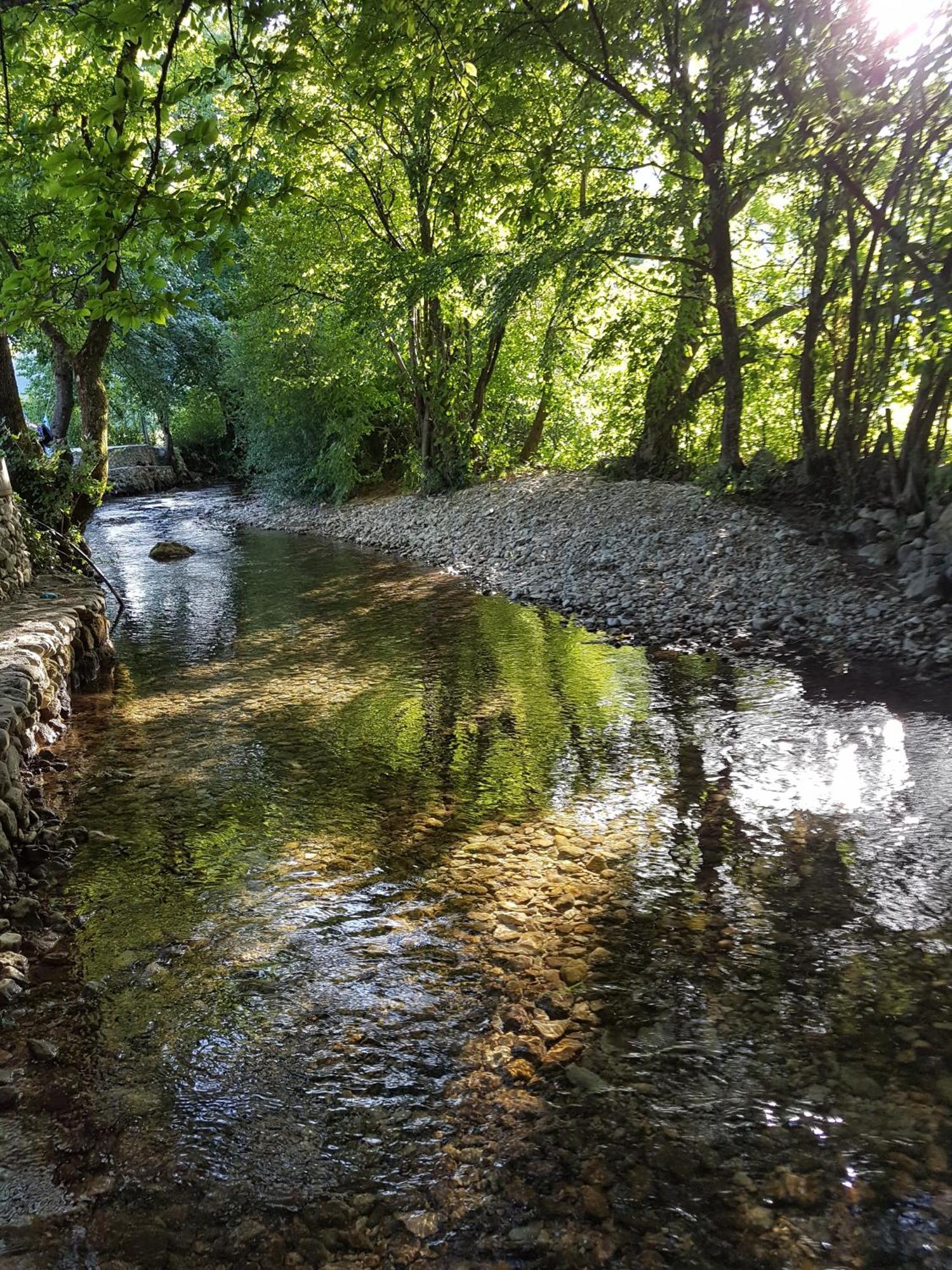Holiday Home Adna Біхач Екстер'єр фото